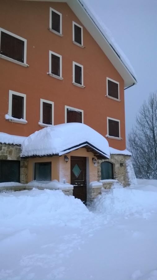 Hotel Il Ghiro Овіндолі Екстер'єр фото