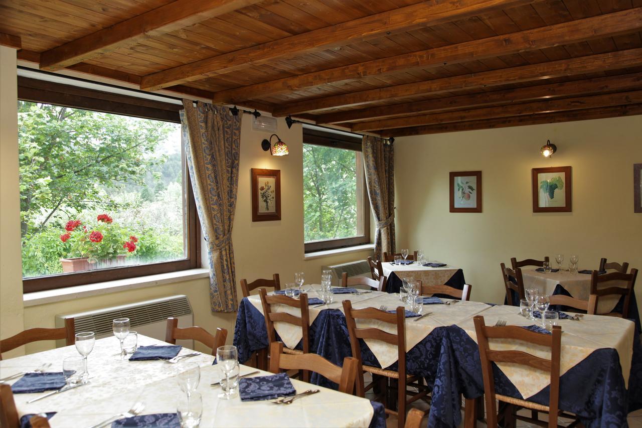 Hotel Il Ghiro Овіндолі Екстер'єр фото